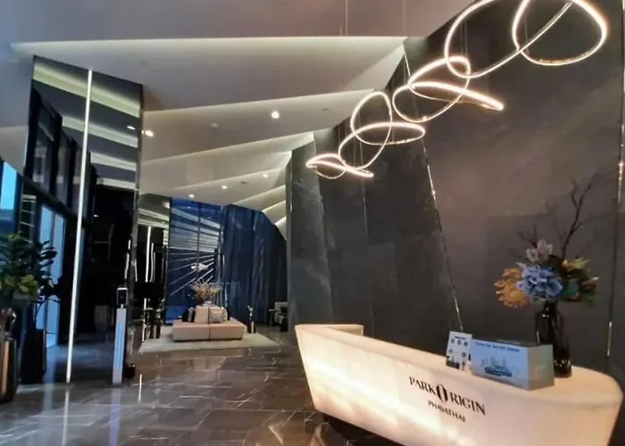 Origin Phayathai 28